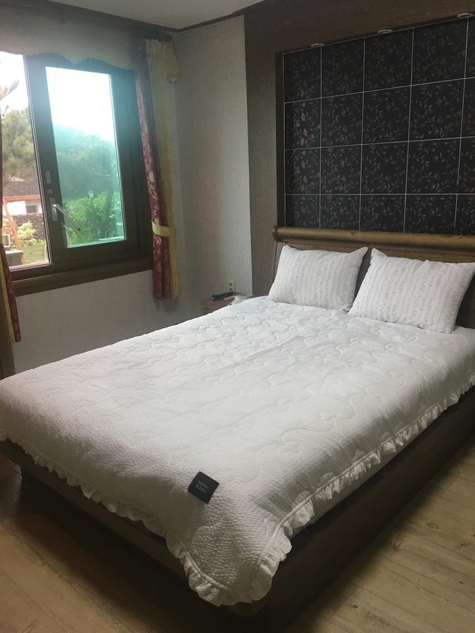 Nattrang Pension Чеджудо Экстерьер фото